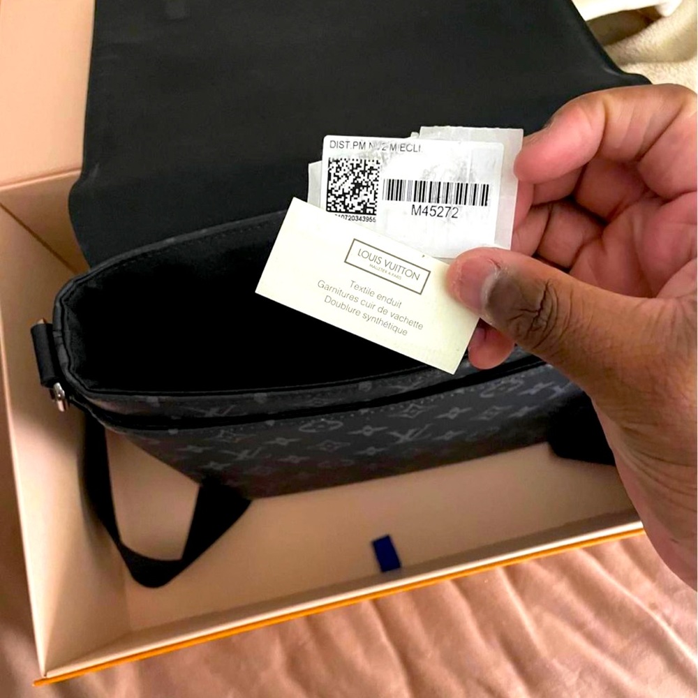 Lv messenger bag